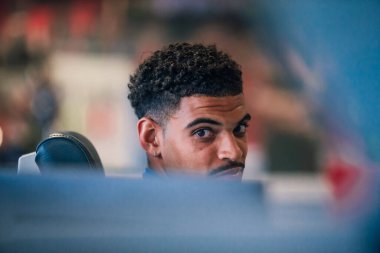 Morgan Gibbs-White signs for Nottingham Forest from Wolverhampton Wanderers
