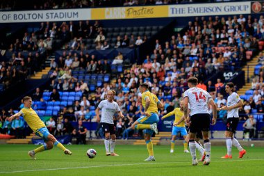 George Byers #14 of Sheffield Wednesday scores to make it 0-1