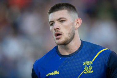 Danny Walker #16 of Warrington Wolves during the pre match warm up 