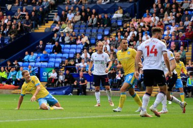 George Byers #14 of Sheffield Wednesday scores to make it 0-1