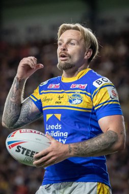 Blake Austin #6 of Leeds Rhinos gestures and reacts during the game 