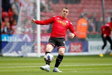 John Fleck #4 of Sheffield United warms up before the game