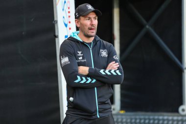 Michael Shenton of Hull FC during the Pre match warm-up 