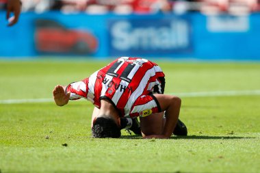 Reda Khadra #11 of Sheffield United reacts after missing the chance to score a goal