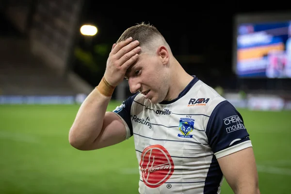 Dejected George Williams Captain Warrington Wolves Full Time — Stockfoto