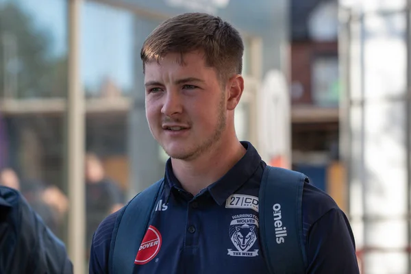 Riley Dean Warrington Wolves Arrives Headingley Stadium Ahead Tonight Game — Fotografia de Stock