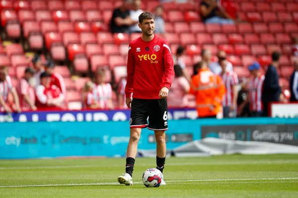 Chris Basham #6 of Sheffield United warms up before the game