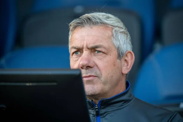 Daryl Powell Head Coach Warrington Wolves Watches His Technical Area — Stockfoto