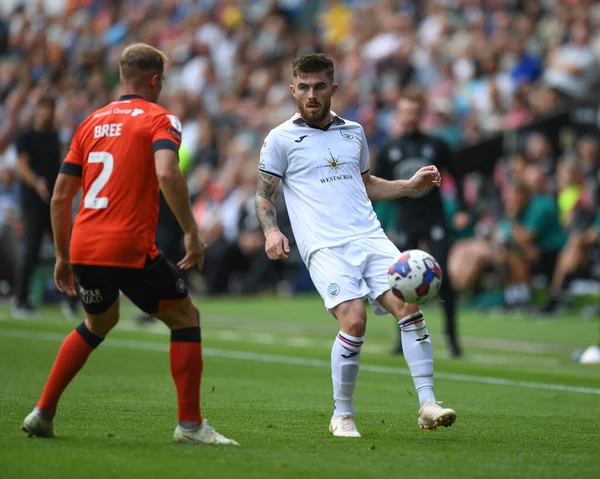 Ryan Manning Swansea City Pressure James Bree Luton Town — 스톡 사진