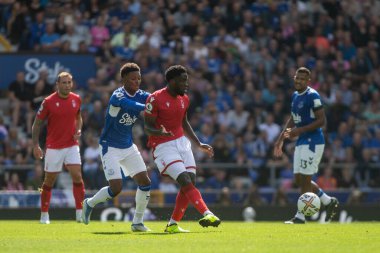 Orel Mangala #5 of Nottingham Forest makes a pass through the Everton midfield