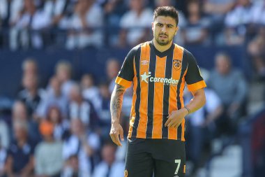 Ozan Tufan #7 of Hull City during the game 