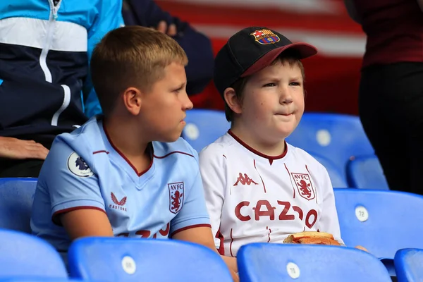 Two Young Aston Villa Fans Seen Prior Kick — Stock Photo, Image