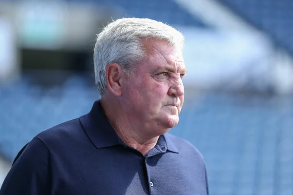 Steve Bruce Manager West Bromwich Albion Arrives Game Ahead Kick — Zdjęcie stockowe