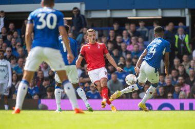 Harry Toffolo #15 of Nottingham Forest looks to float a cross into the penalty area
