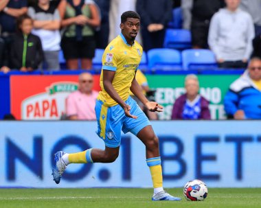 Tyreeq Bakinson #19 of Sheffield Wednesday controls the ball