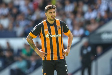 Ozan Tufan #7 of Hull City during the game 