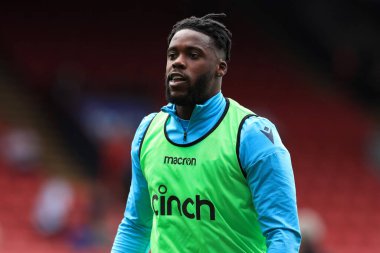 Jeffrey Schlupp of Crystal Palace warming up prior to kick off. 