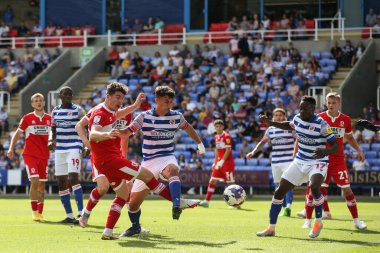 Darragh Lenihan #26 of Middlesbrough shoots wide of the goal
