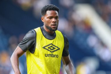 Benjamin Tetteh #30 of Hull City during the warm up