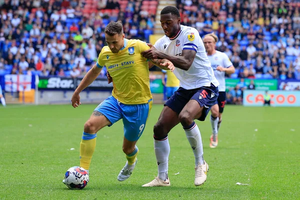 Lee Gregory Sheffield Wednesday Ricardo Santos Bolton Wanderers Challenge Ball — Foto Stock