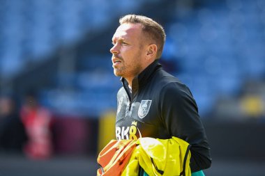 Craig Bellamy Assistant Manager of Burnley during the pre-game warmup