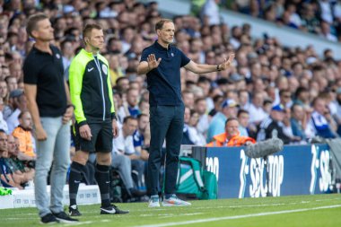 Thomas Tuchel manager of Chelsea gestures and reacts during the first half 