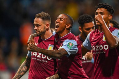 Danny Ings #9 of Aston Villa  celebrates his goal from the penalty spot to make the score 1-2
