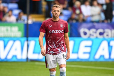 Maç öncesi ısınma sırasında Aston Villa 'nın Calum Chambers # 16' sı