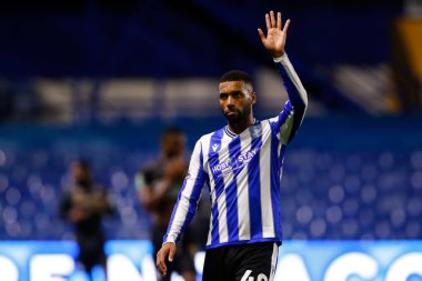 Sylla Sow #40 of Sheffield Wednesday waves to fans