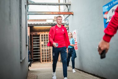 Sam Surridge #16 of Nottingham Forest arrives at Blundell Park