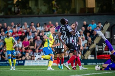 Sam Surridge #16 of Nottingham Forest scores his teams second of the game
