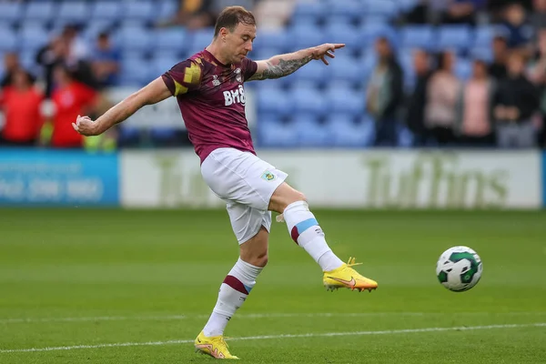 Ashley Barnes Του Burnley Ζεσταίνεται Μπροστά Από Την Έναρξη — Φωτογραφία Αρχείου