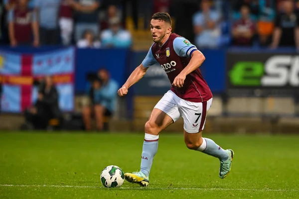 John McGinn #7 of Aston Villa makes a break with the ball