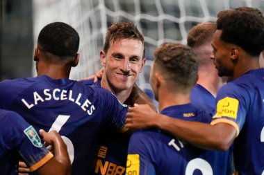 Chris Wood #20 of Newcastle United celebrates scoring his sides second goal