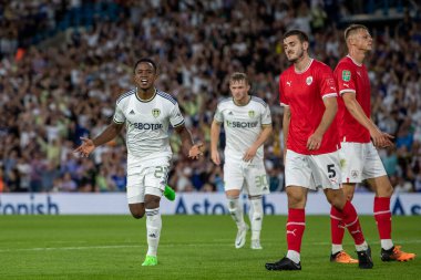 Luis Sinisterra #23 of Leeds United celebrates his goal and makes the score 1-0 during the first half 