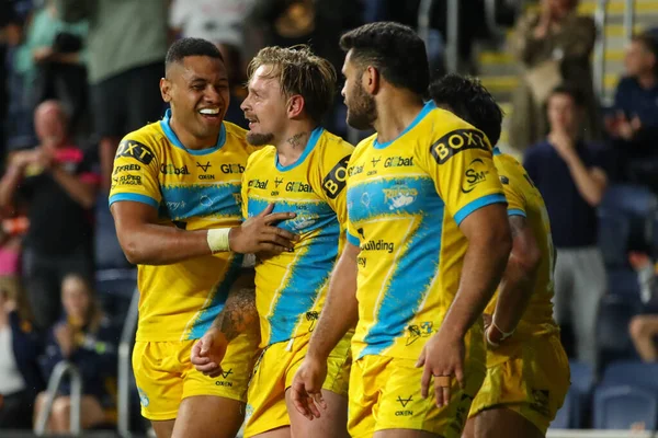 Blake Austin Leeds Rhinos Celebrates His Try Win Match — Stockfoto