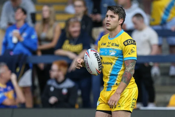 Tom Briscoe #20 of Leeds Rhinos during pre-game warm up