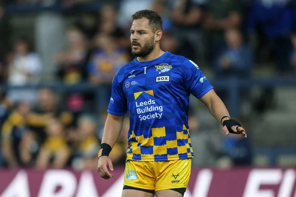 Aidan Sezer #7 of Leeds Rhinos during pre-game warm up