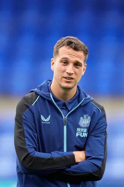 Javi Manquillo Newcastle United Inspects Pitch Game — Stockfoto