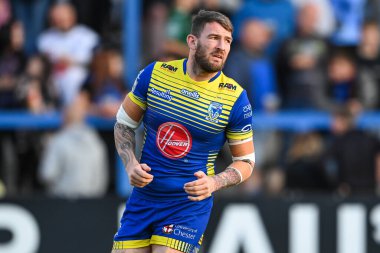 Daryl Clark #9 of Warrington Wolves during pre match warm up