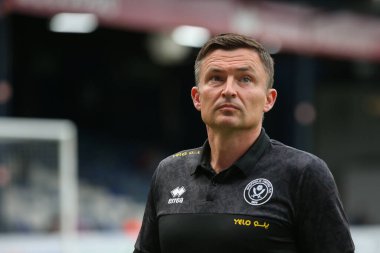 Paul Heckingbottom manager of Sheffield United as the teams arrive 