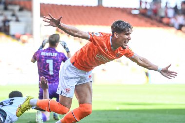 Theo Corbeanu #25 of Blackpool celebrates his goal to make it  3-3