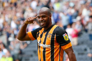 Oscar Estupin #19 of Hull City Celebrates scoring a goal to make it 1-0