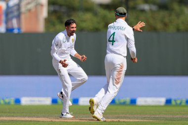 Keshav Maharaj of South Africa thinks he has taken the wicket of Ben Foakes of England but a DRS review shows it was not out