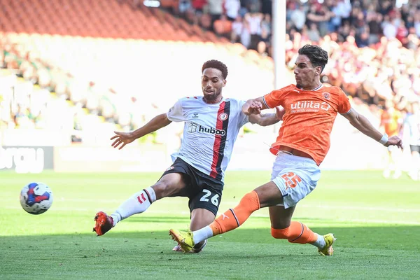 Theo Corbeanu #25 of Blackpool scores to make it 3-3