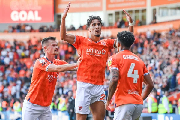 Theo Corbeanu Blackpool Celebrates His Goal Make — Stock Fotó