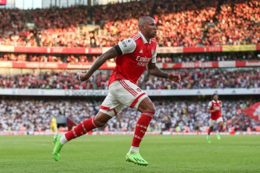 Gabriel #6 of Arsenal celebrates his goal to make it 2-1