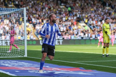 Barry Bannan #10 of Sheffield Wednesday celebrates his goal to make it 2-0