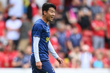 Son Heung-Min #7 of Tottenham Hotspur during the pre-game warmup 