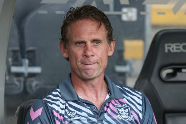 Brett Hodgson Head Coach of Hull FC prior to kick off
